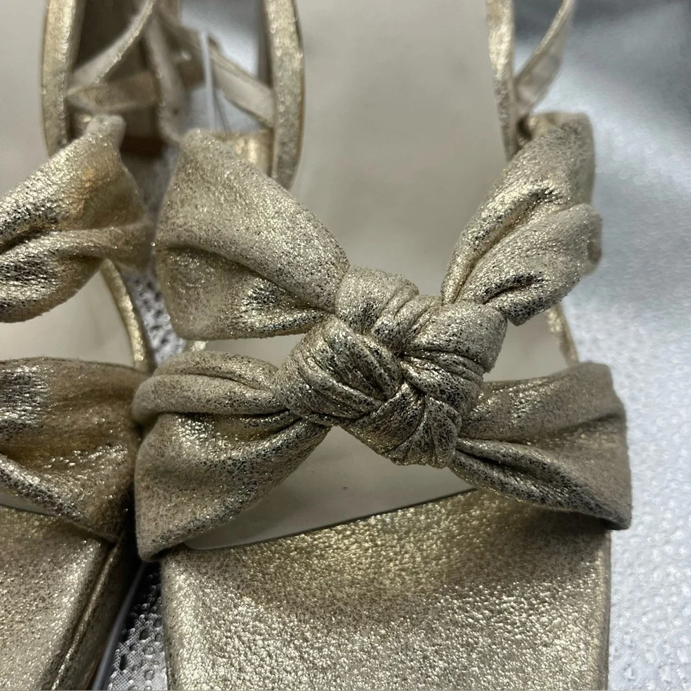 NWT Altar'd State Zoey Gold Strappy Chunky Block Heels Sz 10